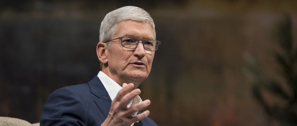 Tim Cook dimite como director ejecutivo de Apple y su lugar lo ocupará John Ternus