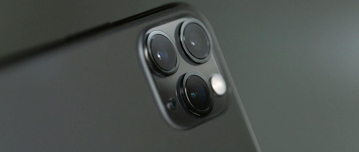 Desarrollan un método que permite determinar qué teléfono sacó una foto concreta a partir de defectos ópticos únicos